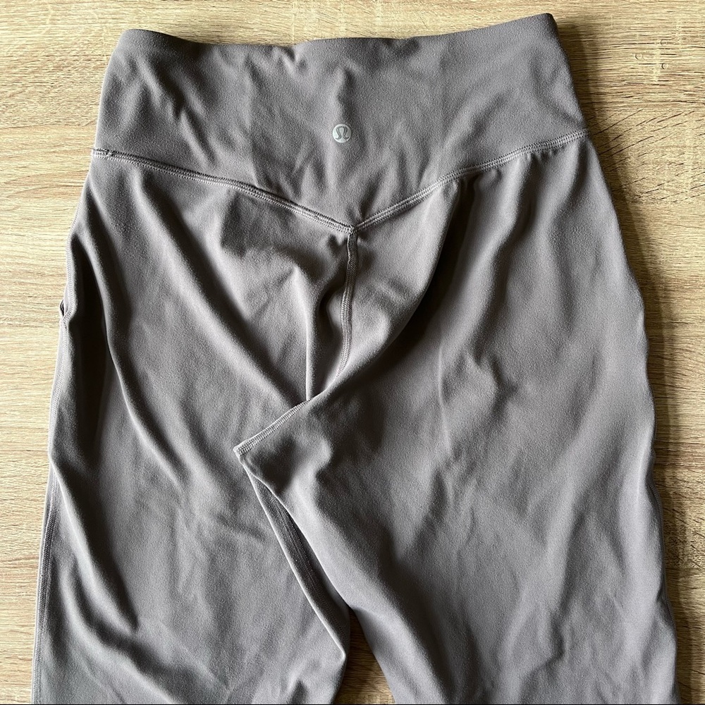 Lululemon Align Jogger Lunar Rock - Picture 9 of 15